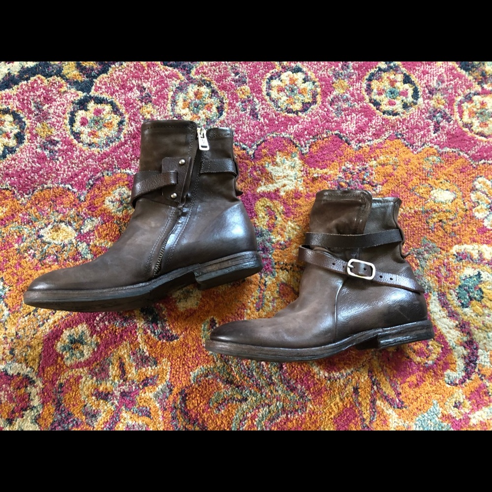 Beautiful AS 98 brown leather boots, size 37